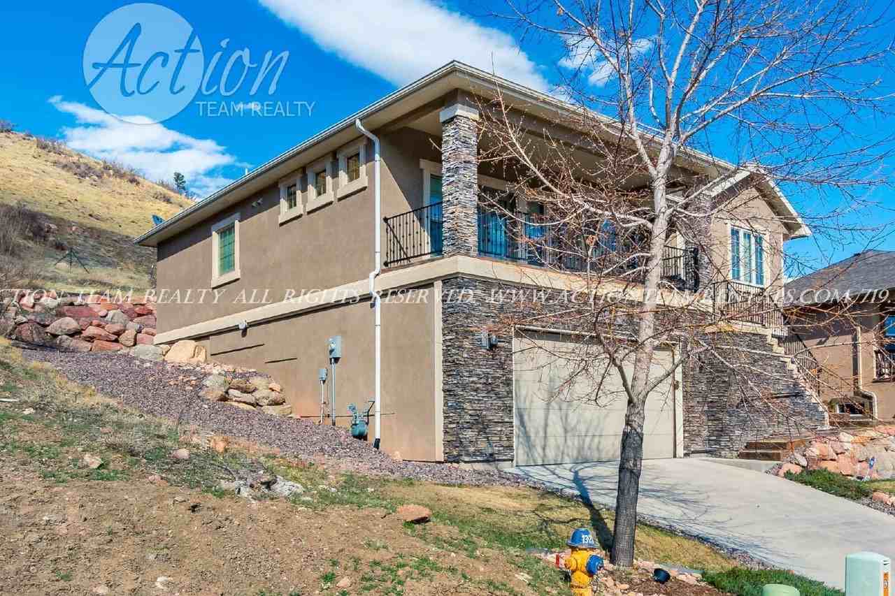 7225 Centennial Glen Dr - Photo 3 of 31