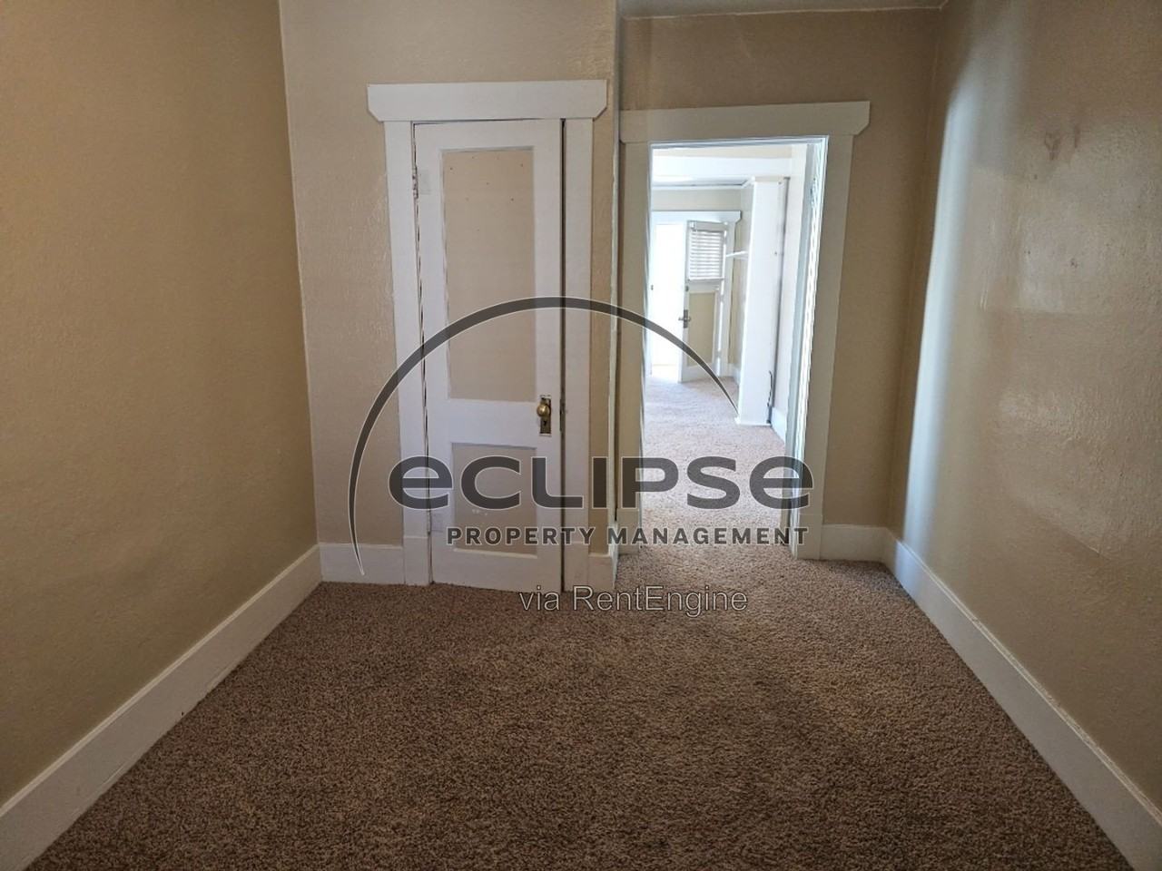 204 Edison Ave #B - Photo 2 of 12