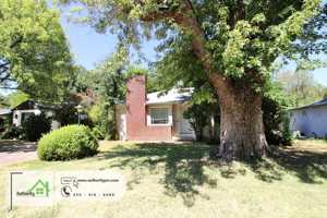 featured image of 686 Coronado St