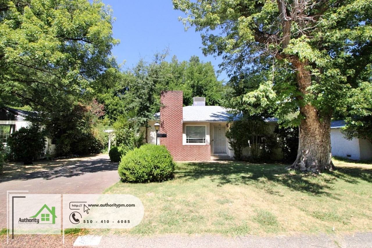 686 Coronado St - Photo 2 of 22