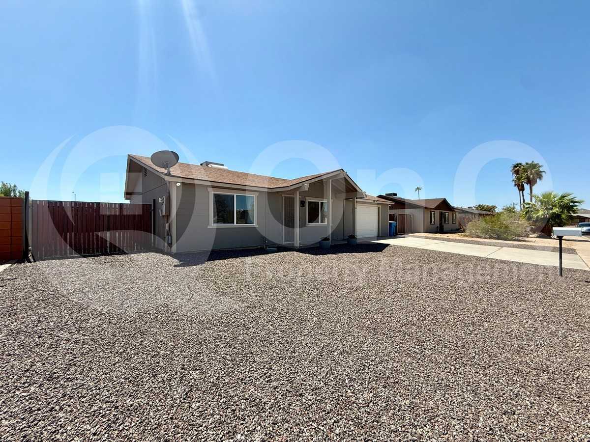 4039 E Friess Dr - Photo 3 of 16