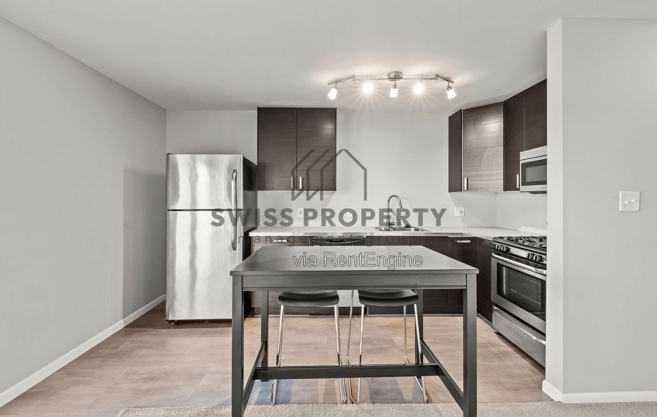 1155 Edgehill Rd #14 - Photo 4 of 18