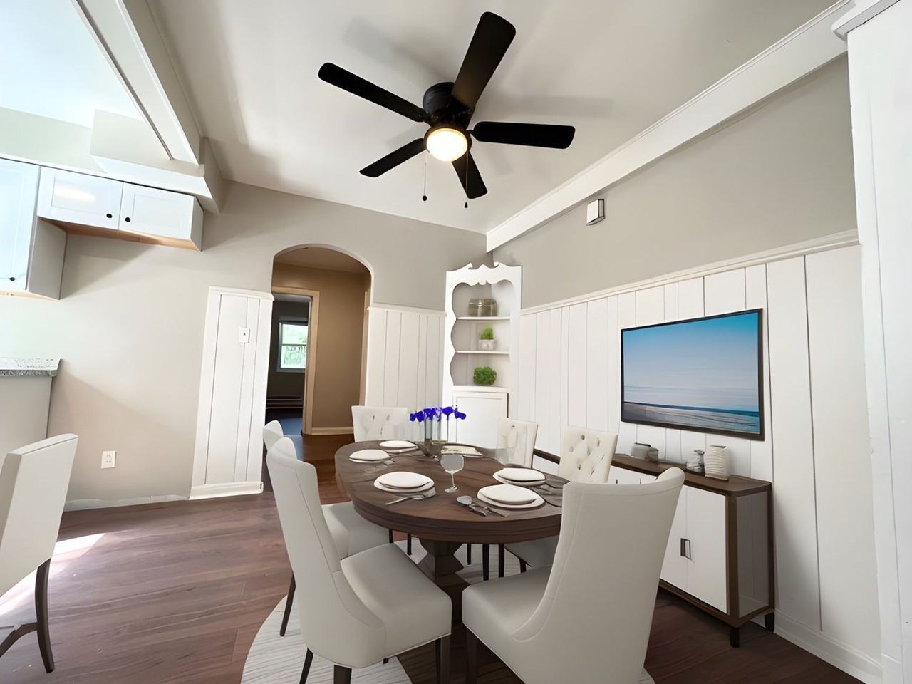 4567 Paddock Rd #2 - Photo 4 of 11