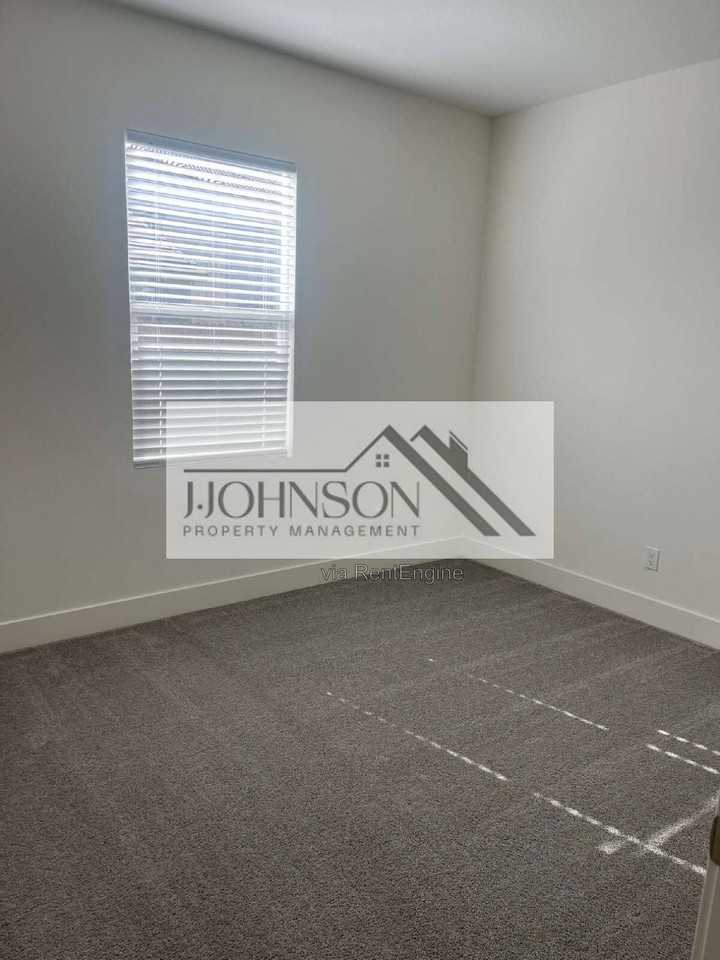 1311 Caravel Ct - Photo 5 of 14