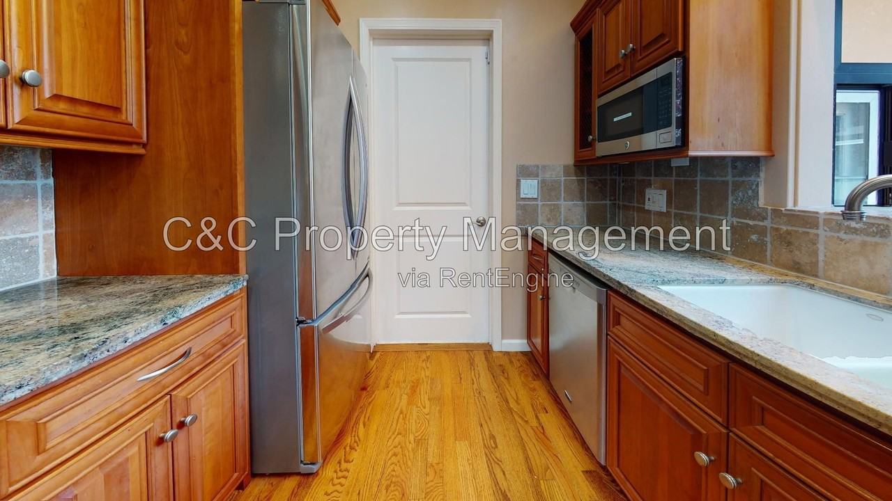 25 Ralston Dr - Photo 2 of 27