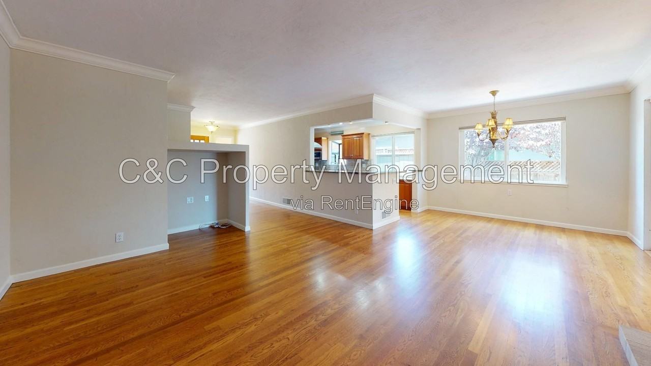 25 Ralston Dr - Photo 4 of 27