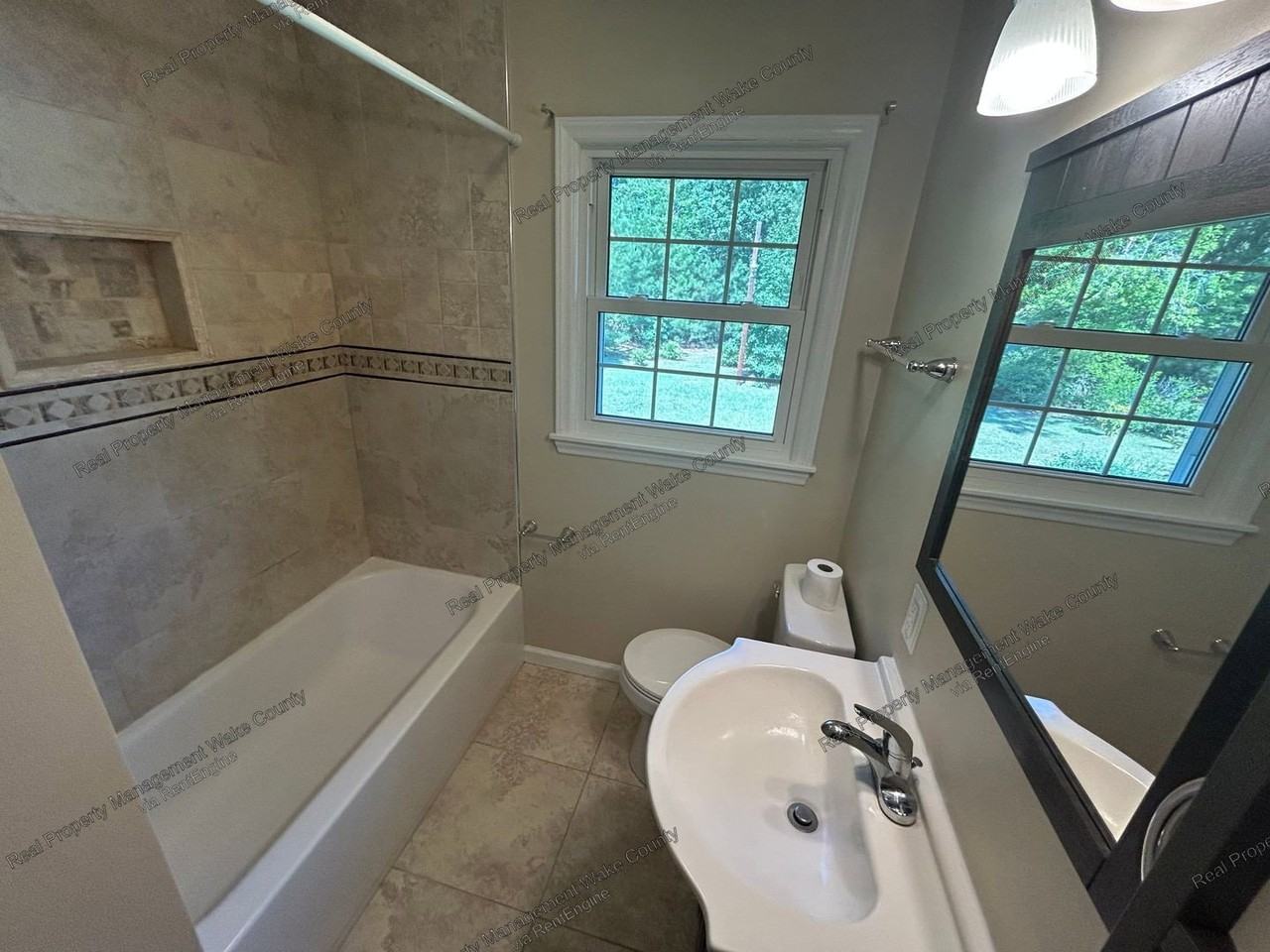 7800 Penny Rd - Photo 5 of 43