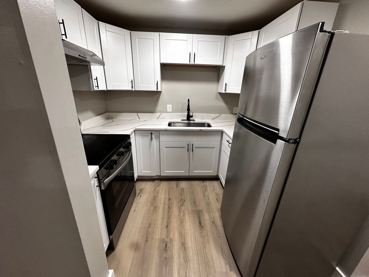 661 Corning Rd #15 - Photo 7 of 17