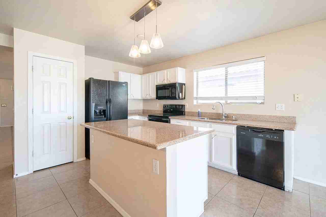 15105 N 155th Ln - Photo 2 of 18