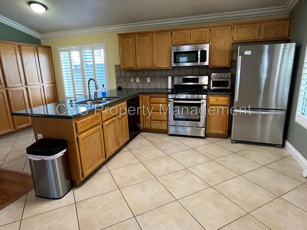 716 San Joaquin Ct - Photo 2 of 12