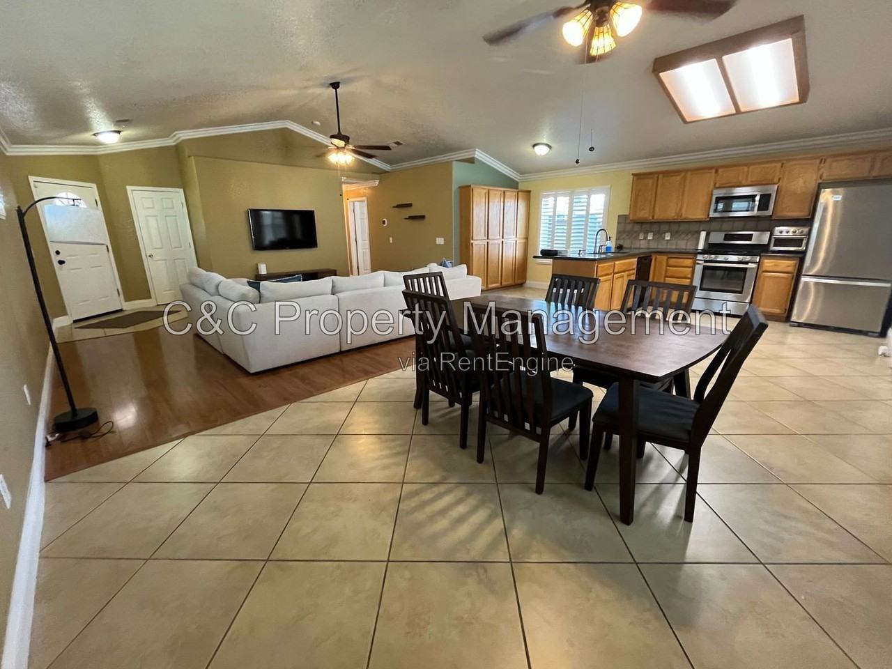 716 San Joaquin Ct - Photo 4 of 12