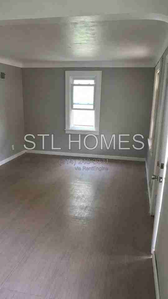 19 N Harvey Ave - Photo 5 of 10