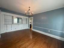 447 W Walnut St #8 - Photo 1 of 1