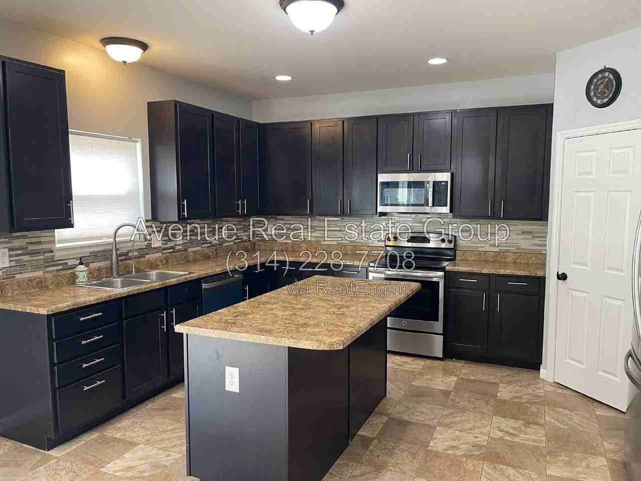 948 Meramec Grove Dr - Photo 7 of 27