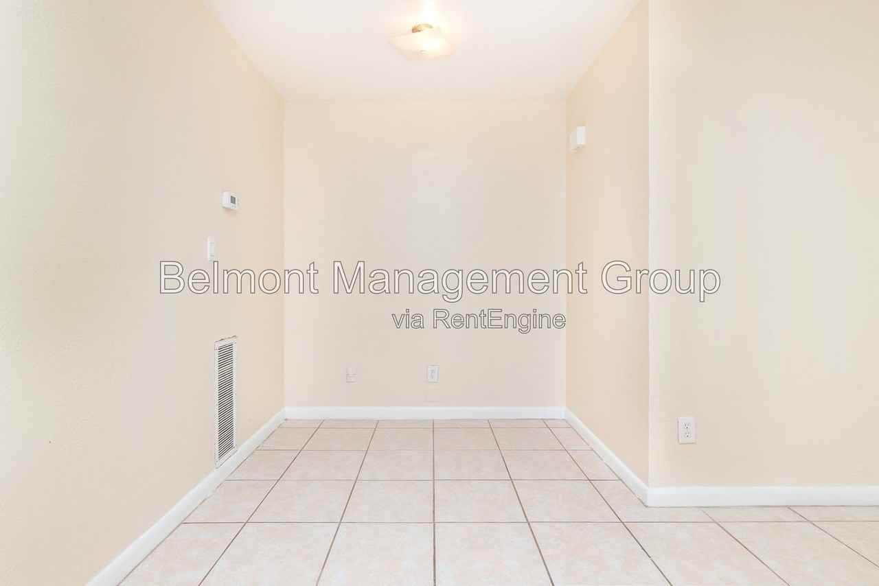 94 Columbia St #1 - Photo 6 of 11