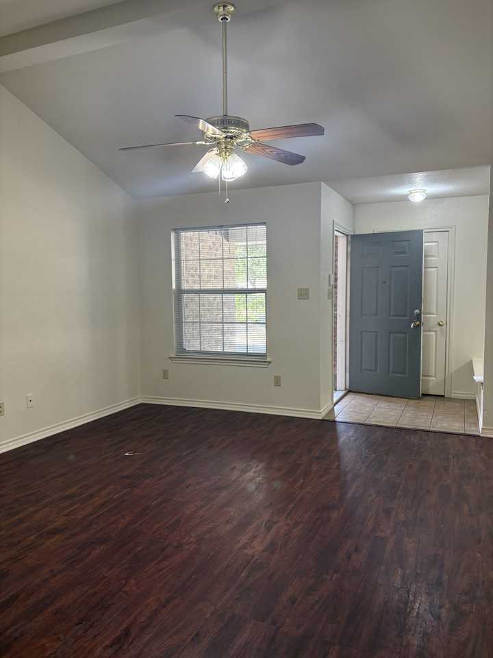 3751 Oldenburg Ln #3751 - Photo 3 of 26