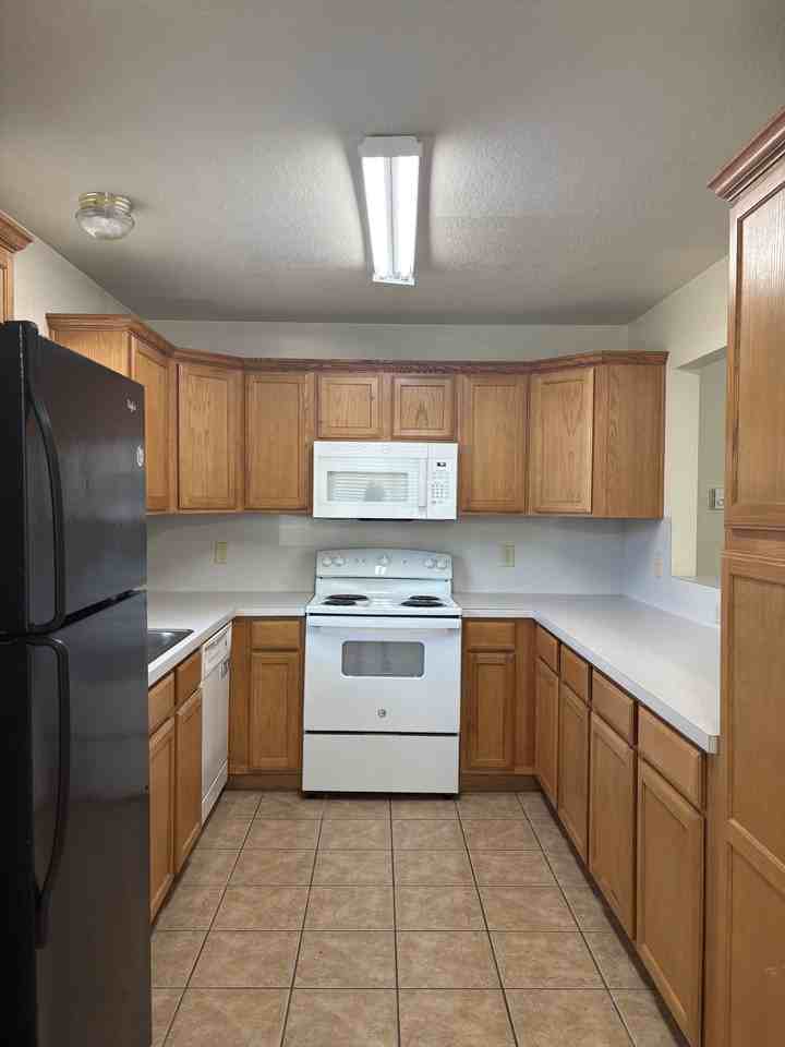 3751 Oldenburg Ln #3751 - Photo 4 of 26
