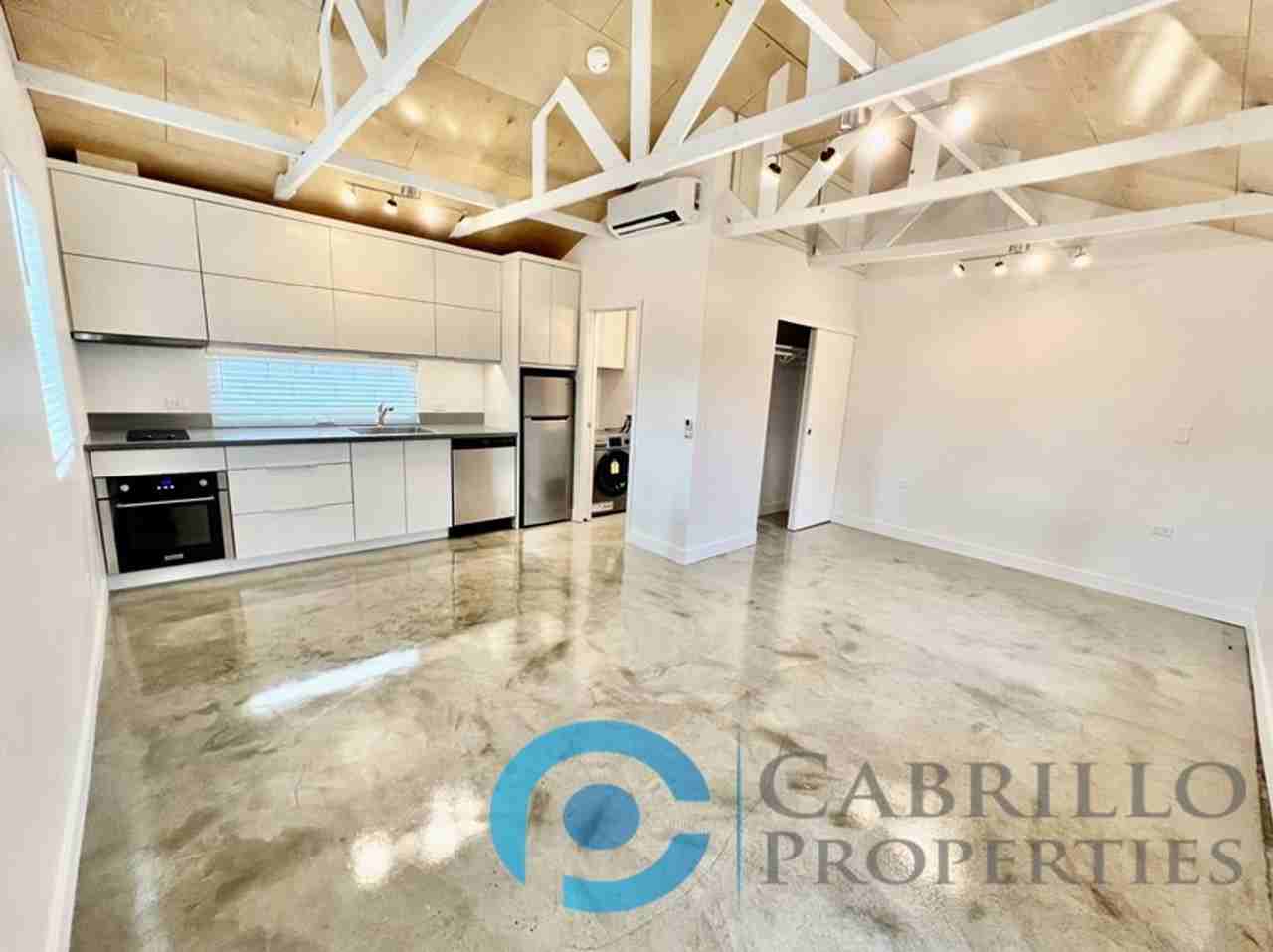 2502 54th St - Photo 4 of 13