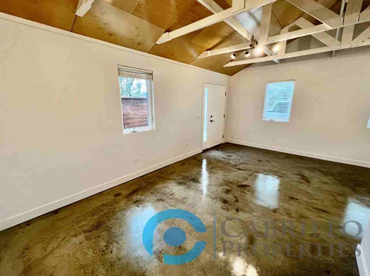2502 54th St - Photo 7 of 13