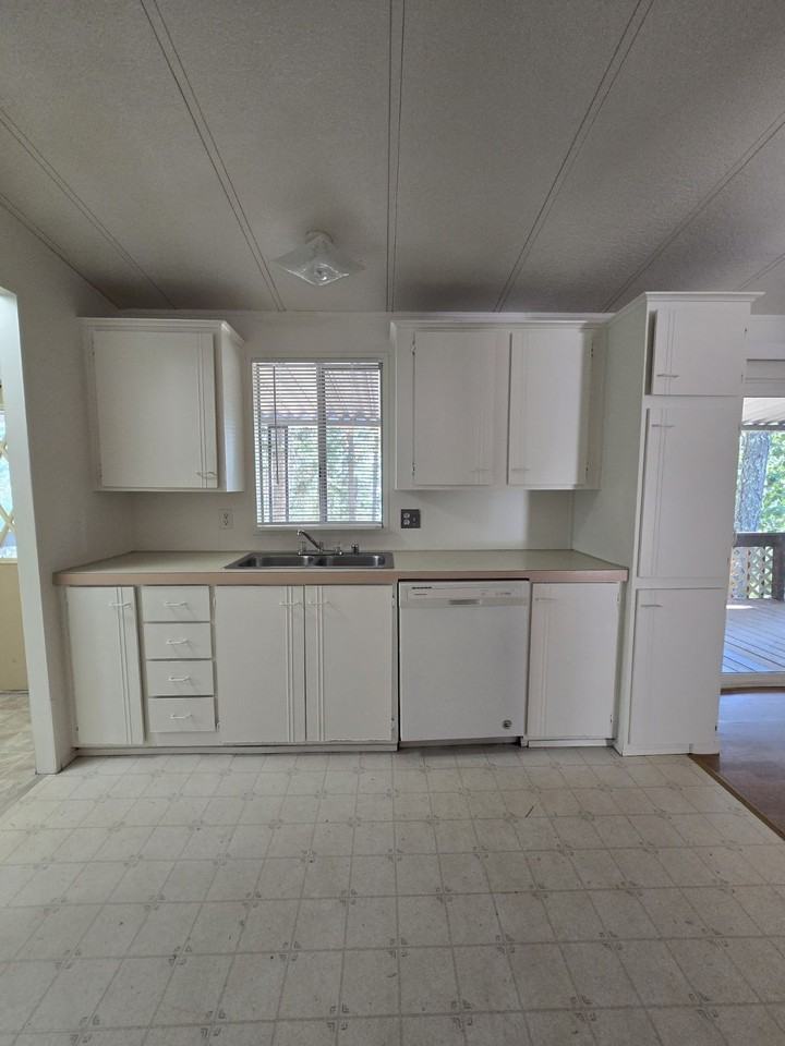 608 Donruss Dr - Photo 7 of 18