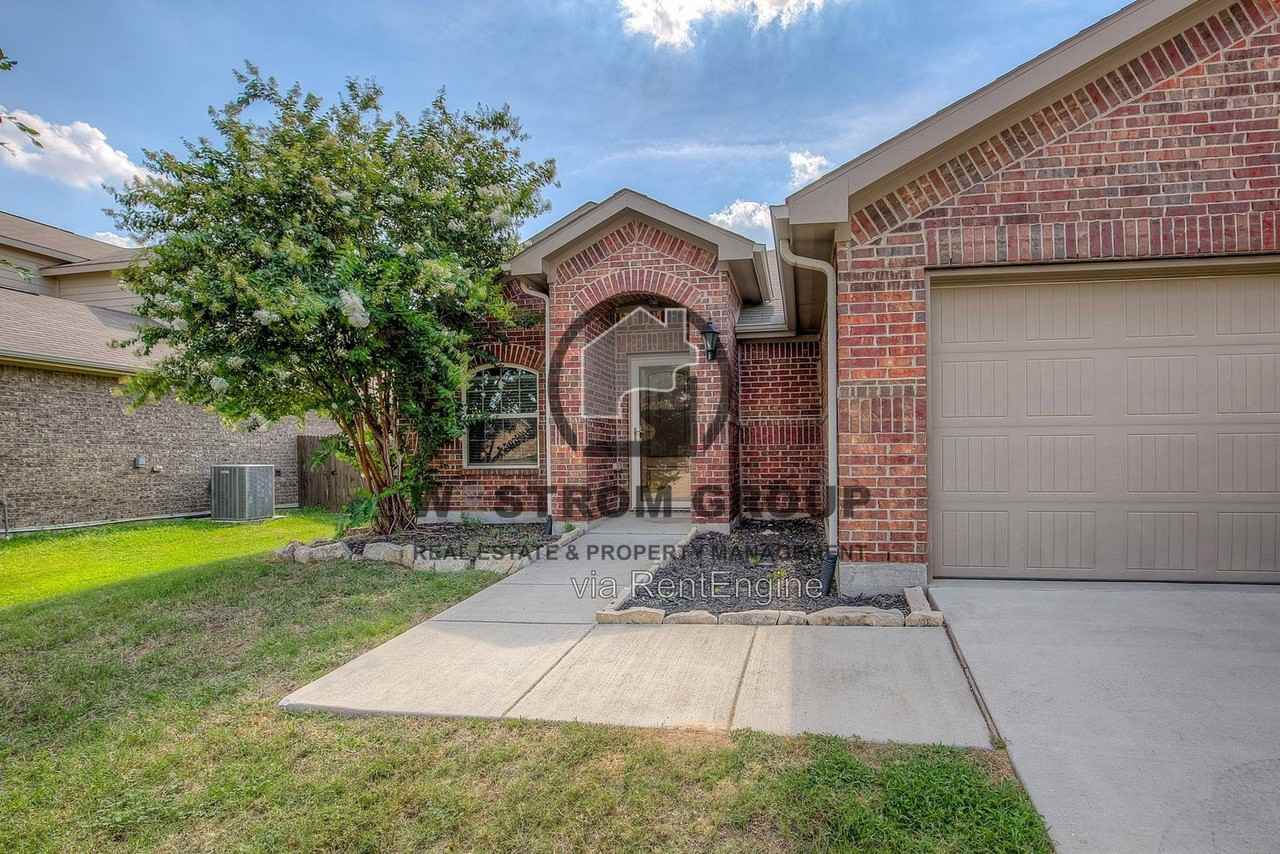 14349 Mariposa Lily Ln - Photo 4 of 36