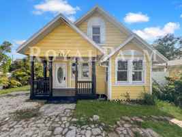 featured image of 2342 Stella St