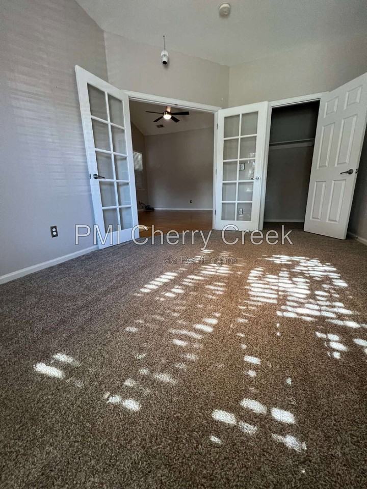 18647 E Vassar Dr - Photo 3 of 36