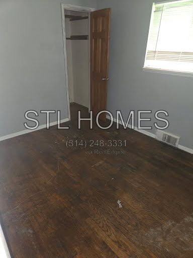 1039 Gimblin St - Photo 6 of 10