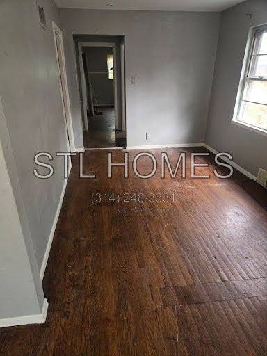 1039 Gimblin St - Photo 7 of 10