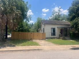 1509 Willow St - Photo 1 of 1