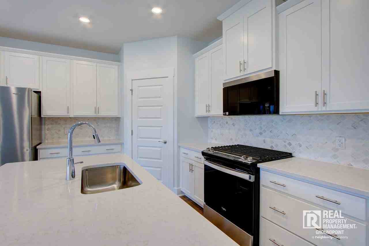 101 Indigo Coves Blvd - Photo 5 of 41