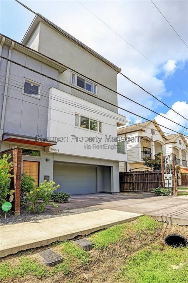 5905 Kiam St #B - Photo 2 of 31