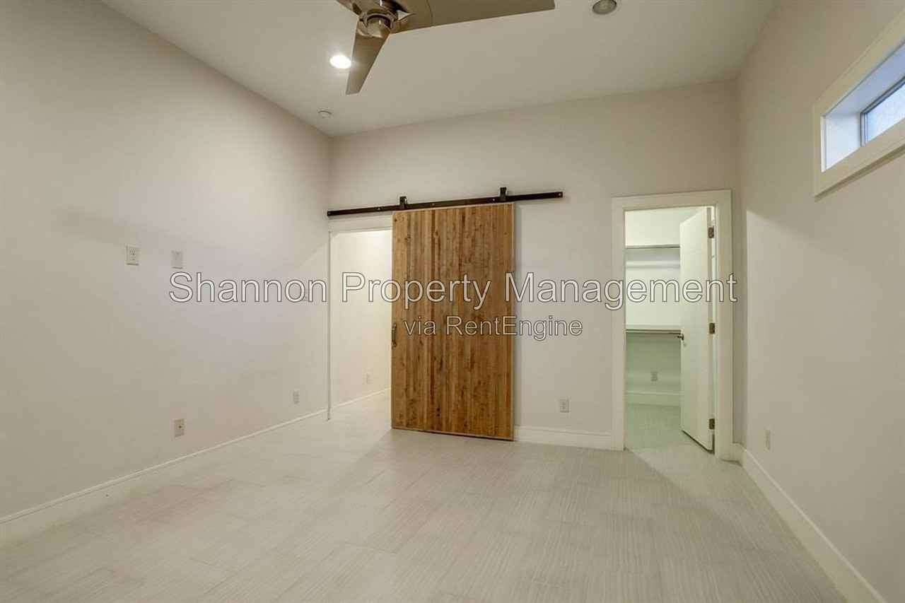 5905 Kiam St #B - Photo 6 of 31