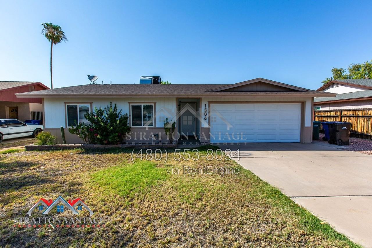 1506 E Forge Ave - Photo 2 of 33
