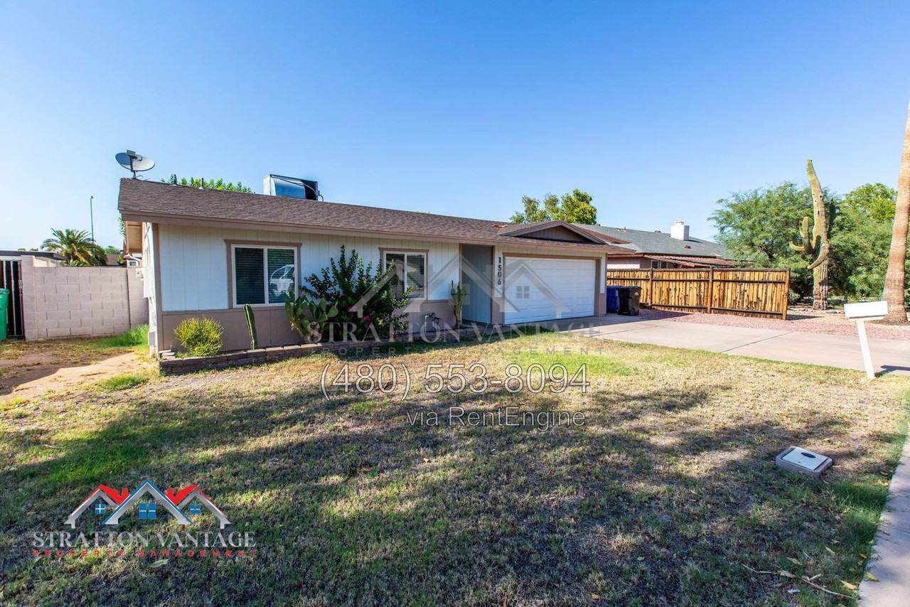 1506 E Forge Ave - Photo 3 of 33