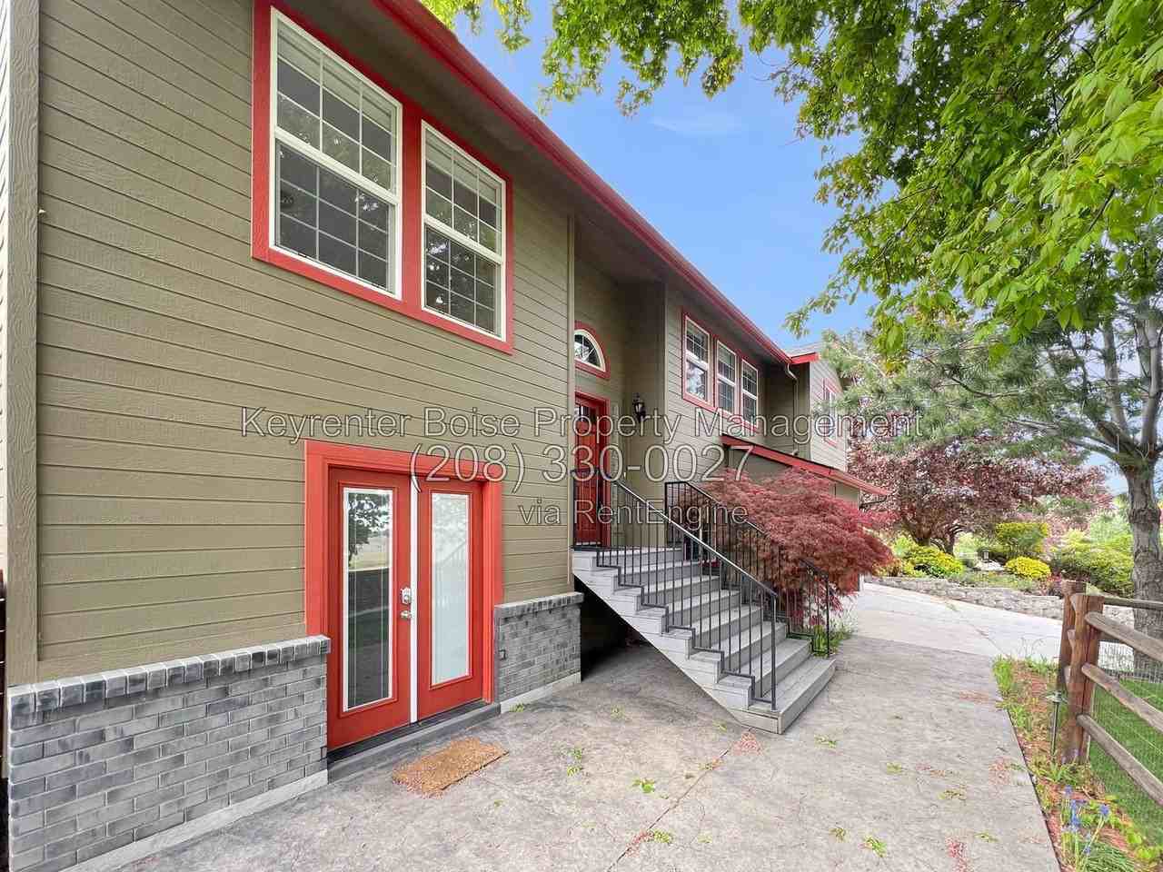 5000 S Deselm Way - Photo 2 of 25