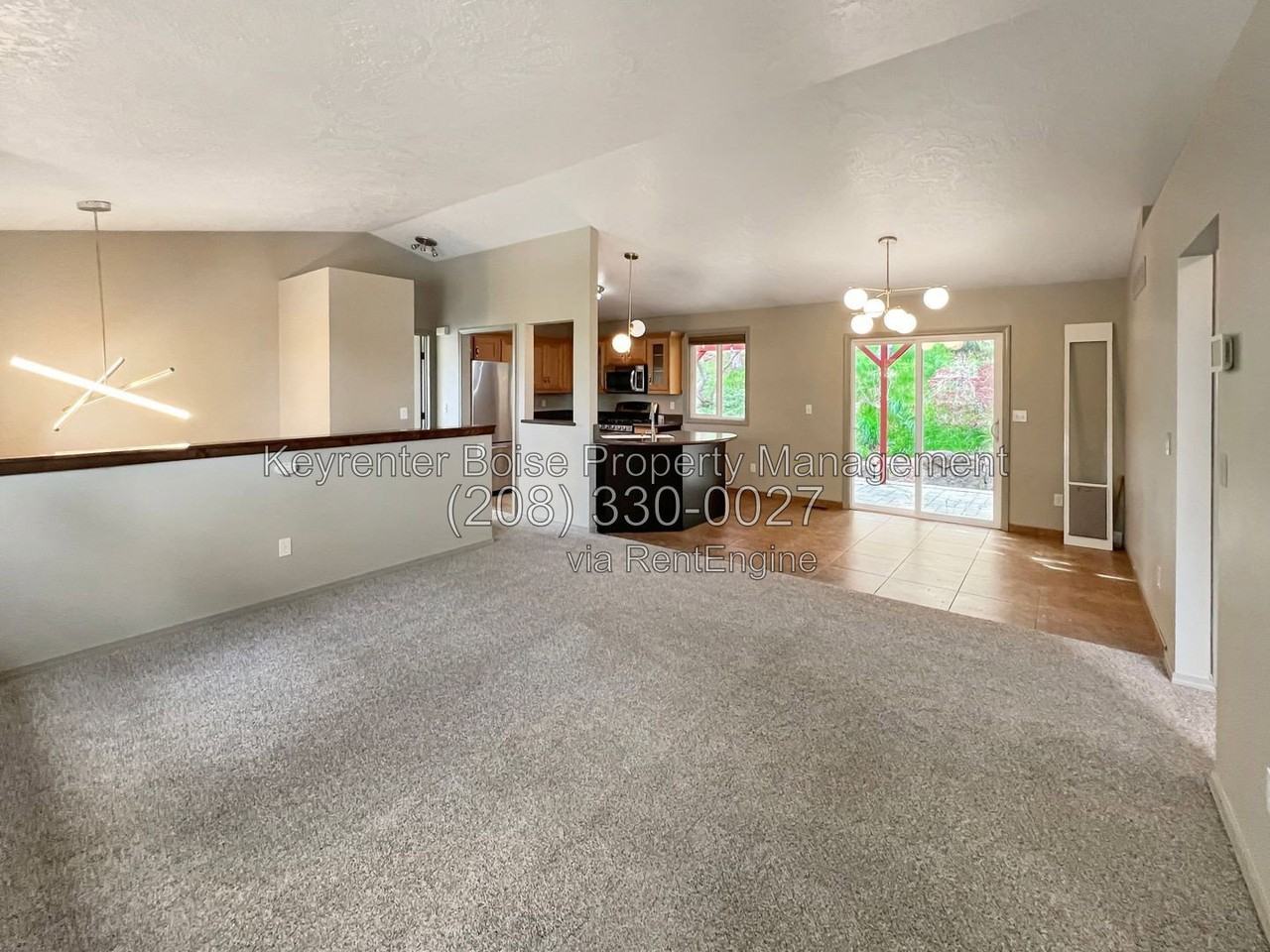 5000 S Deselm Way - Photo 3 of 25