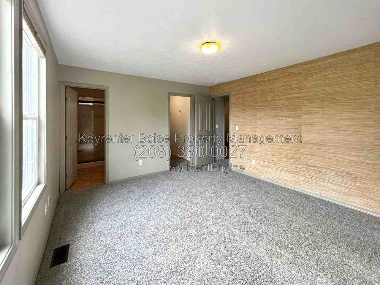 5000 S Deselm Way - Photo 7 of 25