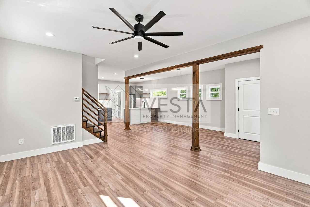 108 Tracy Ave - Photo 7 of 37