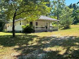 featured image of 709 Friendship Rd