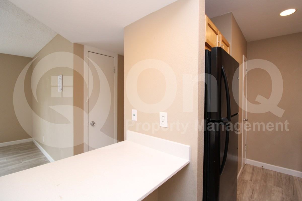 1130 E Butler Dr #B5 - Photo 4 of 16