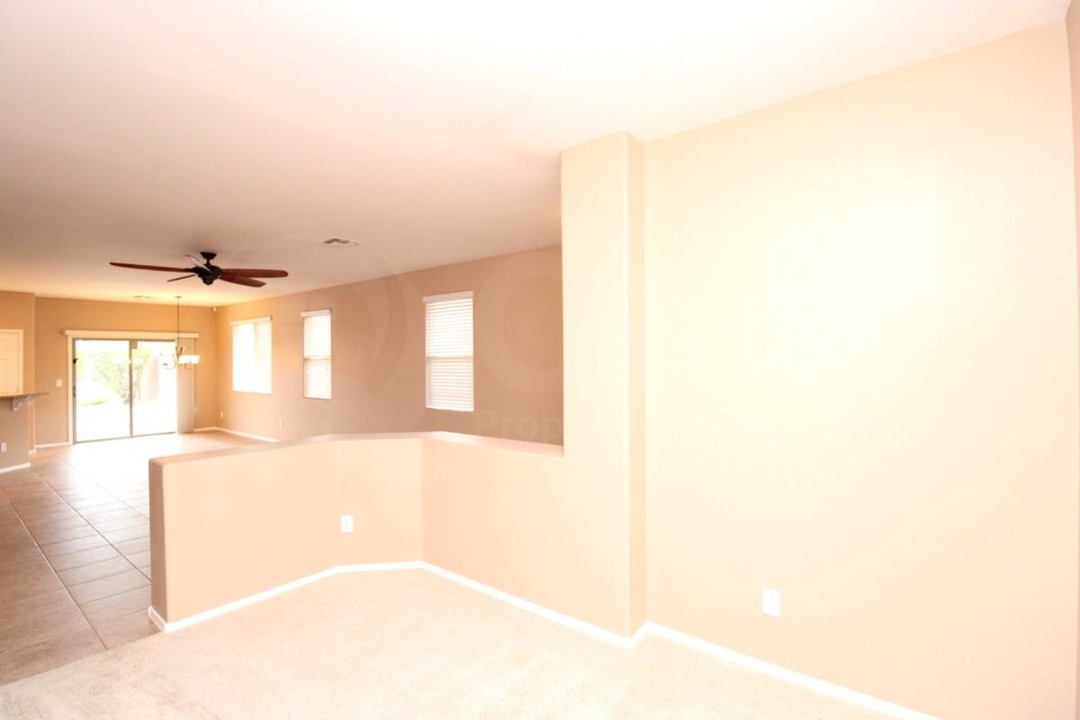 39516 N Prairie Ln - Photo 5 of 23