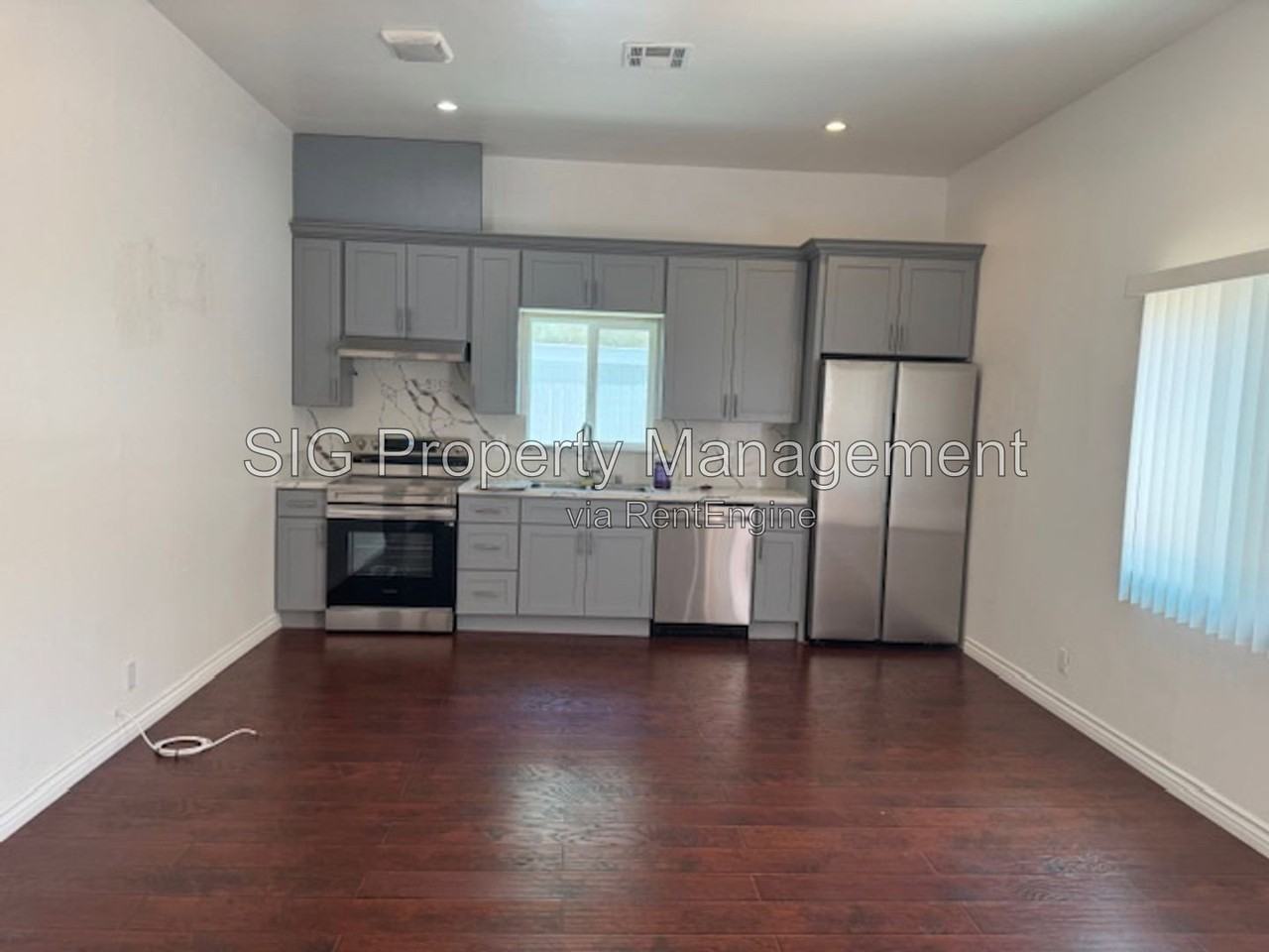 7747 Valmont St - Photo 2 of 13
