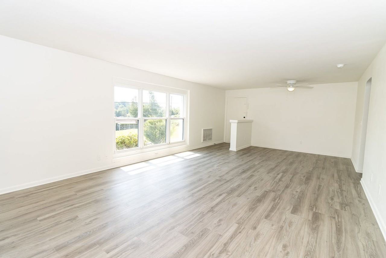 513 Donaldson Rd #1 - Photo 2 of 14