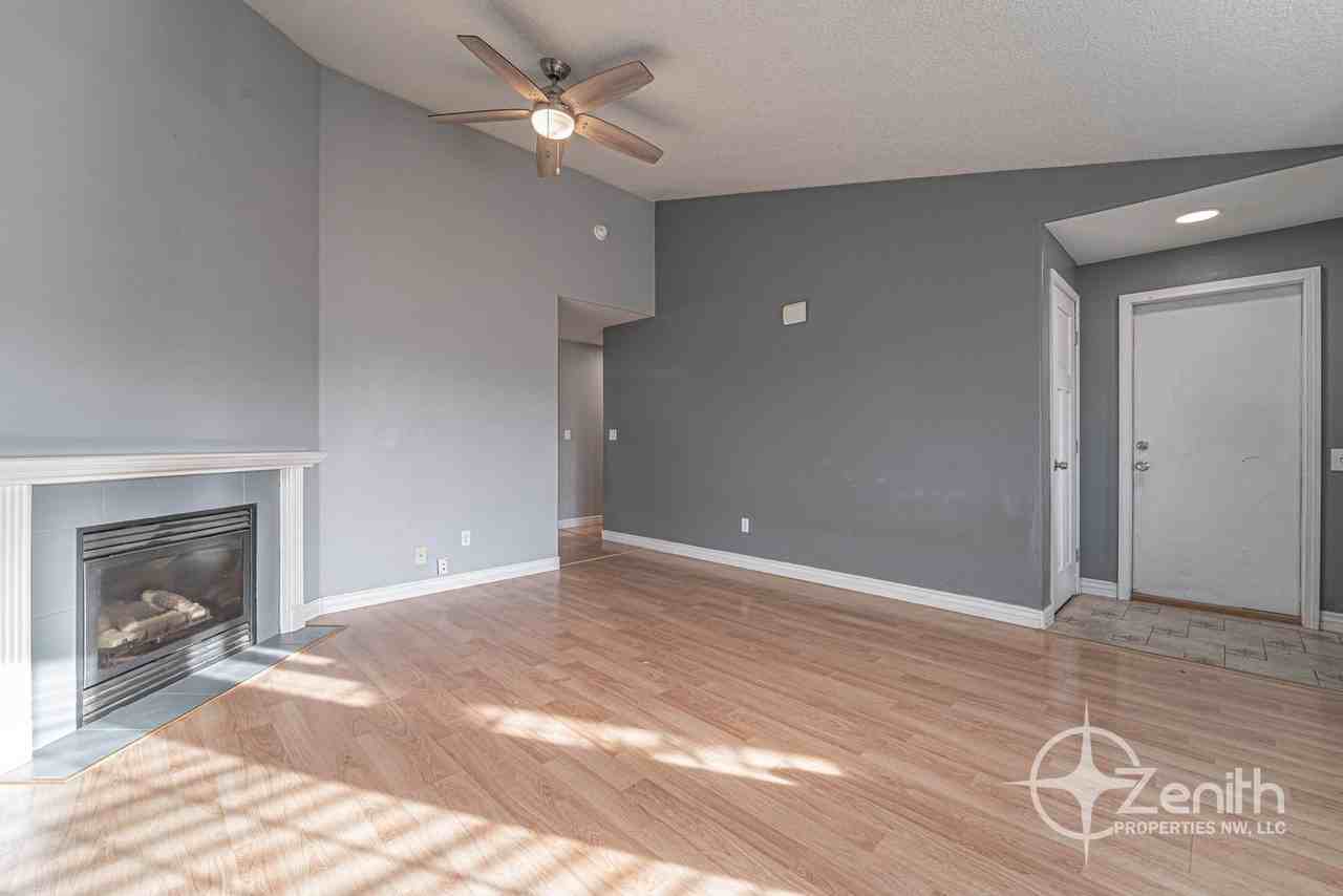 15408 Ne 90th St - Photo 4 of 29