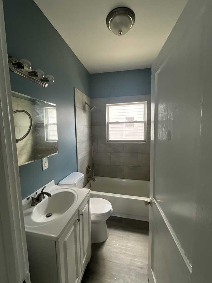 1633 51st Street Ensley #1633 - Photo 5 of 6