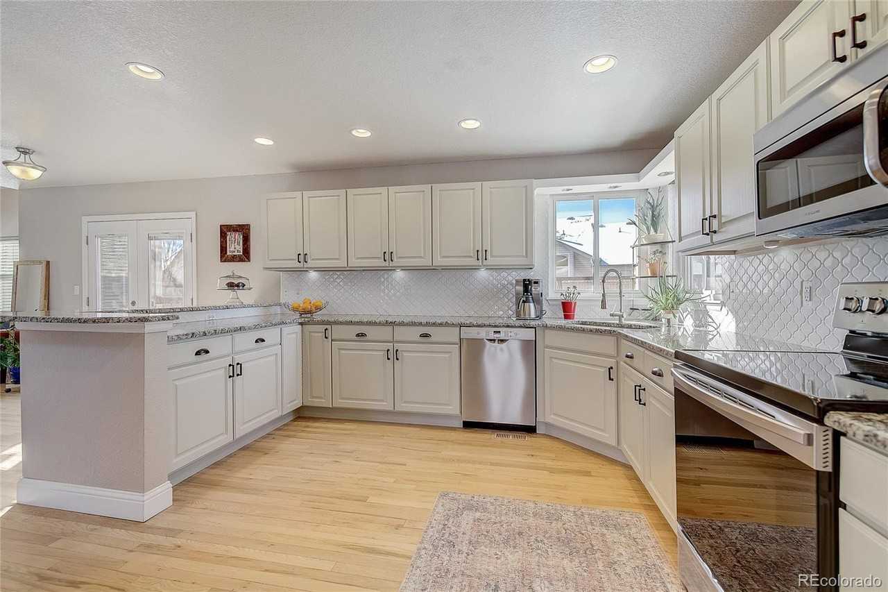 1714 Foxfield Dr #NA - Photo 7 of 24