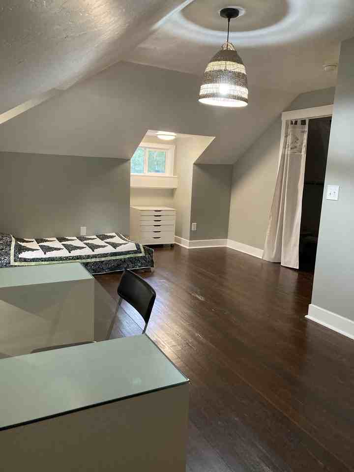 1046 S Windsor St - Photo 6 of 7