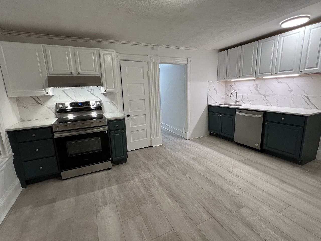 256 Oxford St #3 - Photo 5 of 22