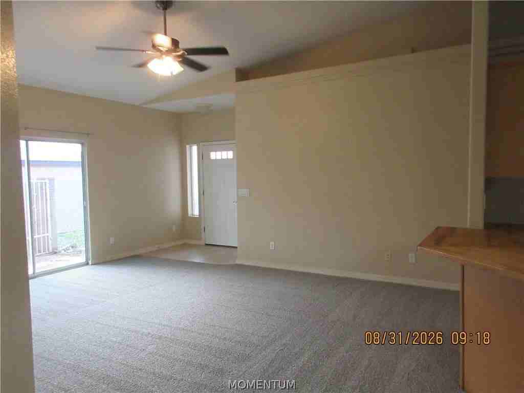 911 E Beverly Ave - Photo 2 of 11